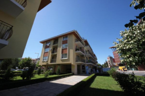 Гостиница Menada Forum Apartments  Несебыр